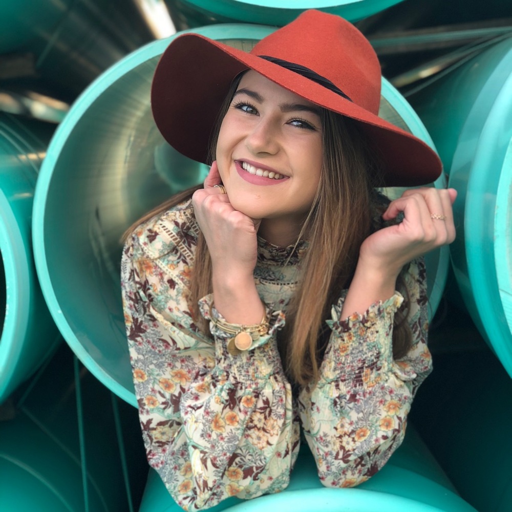 Meet your Posher, Sarah